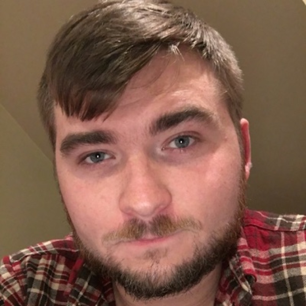 Meet your Posher, Cayce